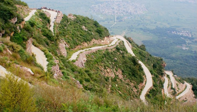 安阳林州天一谷拓展训练基地